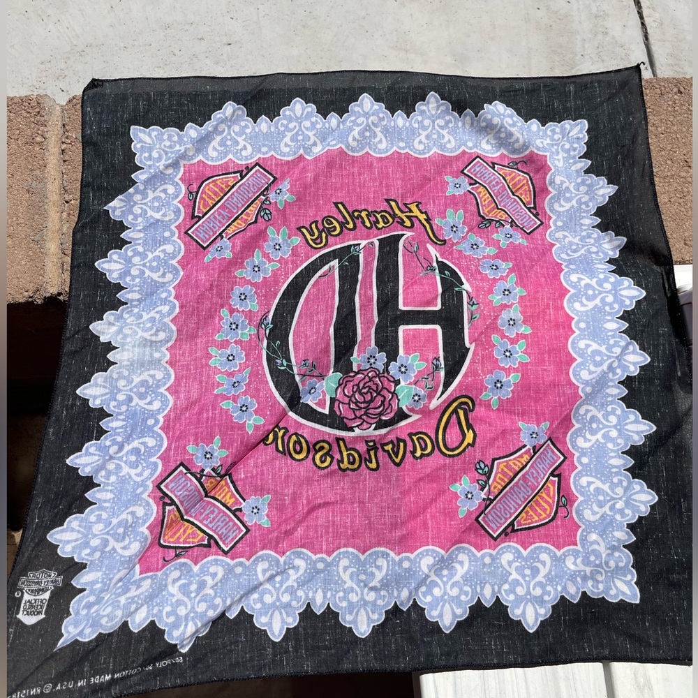 Vintage Harley Davidson Bandanna - Picture 3 of 4